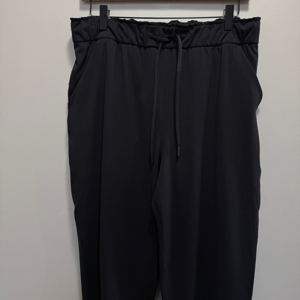 Lululemon Keep Moving Pant 7/8 High-Rise Black Size 10 - Picture 5 of 13
